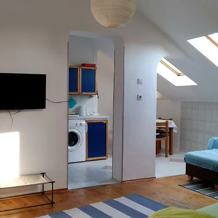 Apartman Lucia Апартаменты *